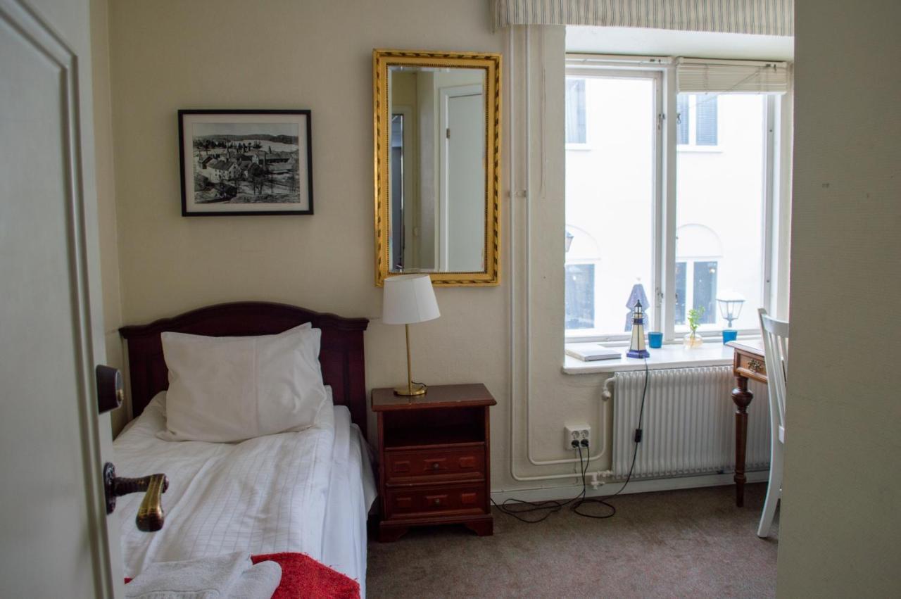 Hotell Bla Blom Gustavsberg Exterior foto